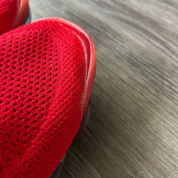 Nike vapor max Red Flyknit - Picture 15 of 17